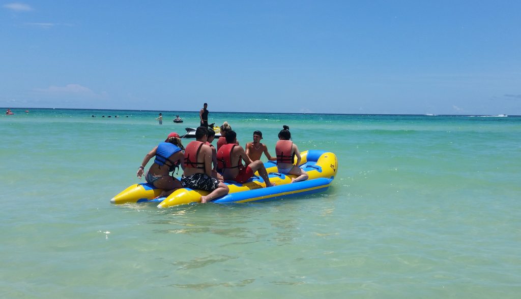 ELI students on boat at Panama City Beach, Florida